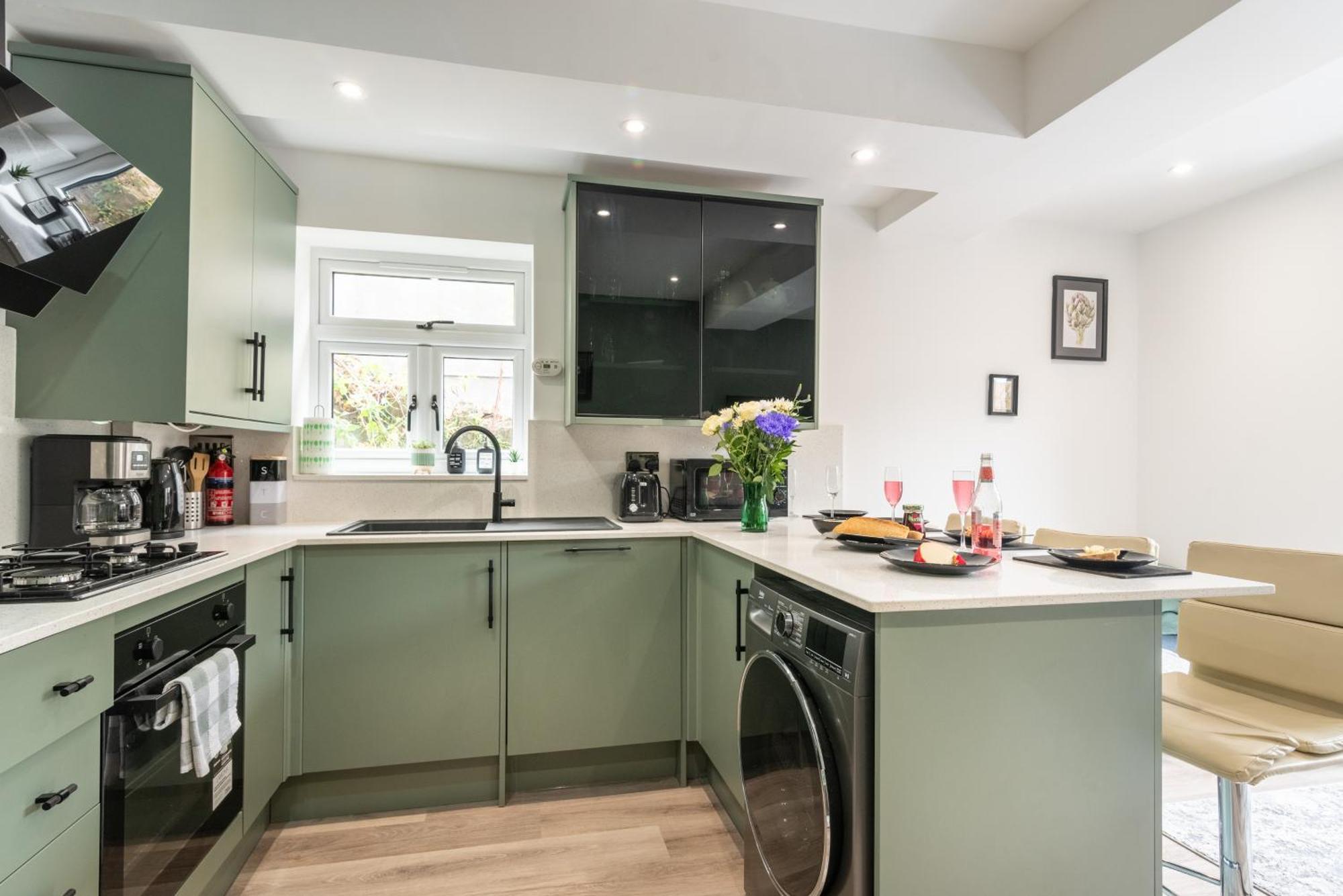 Luxury Apartments In Cardiff City Centre Εξωτερικό φωτογραφία